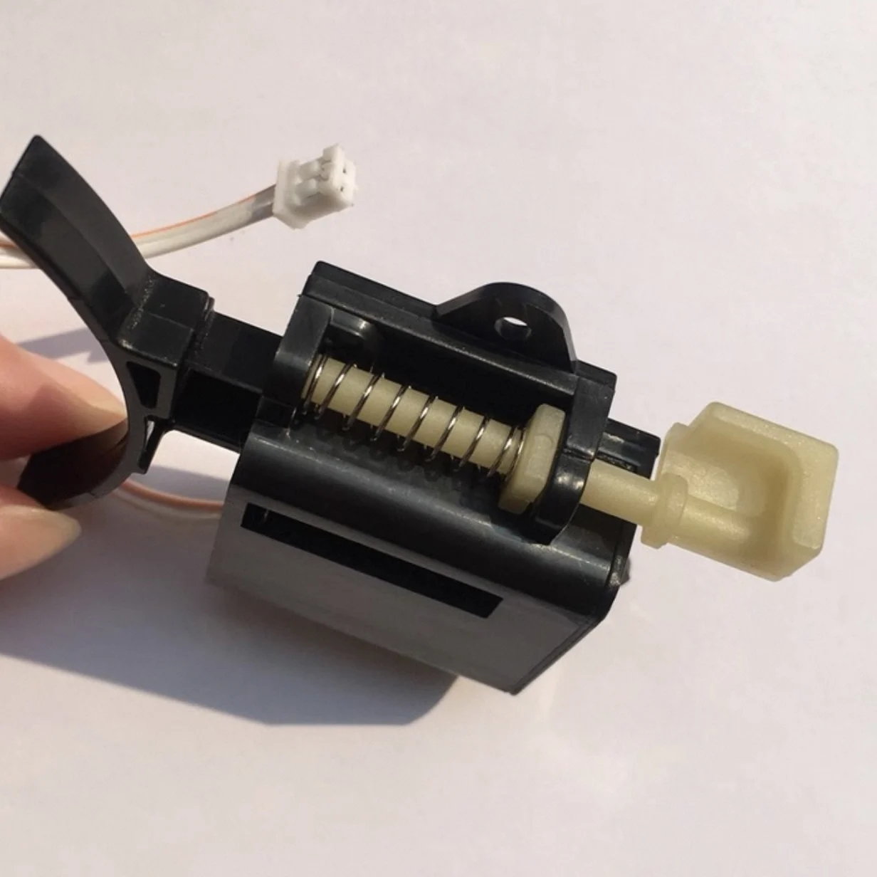 Accessori per Serrature Intell - Electronics & Gadgets Starting With C recensione e prezzo