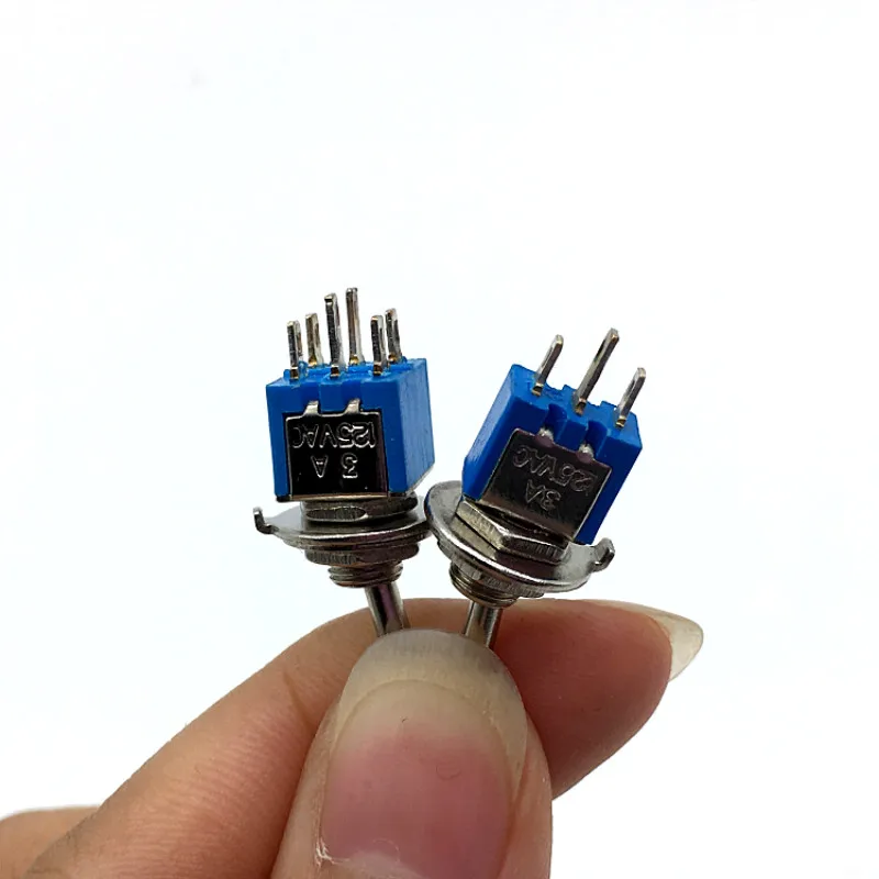 2 pezzi ON OFF ON Interruttori - Electronics And Gadgets With I recensione e prezzo